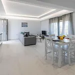Diorisa House *